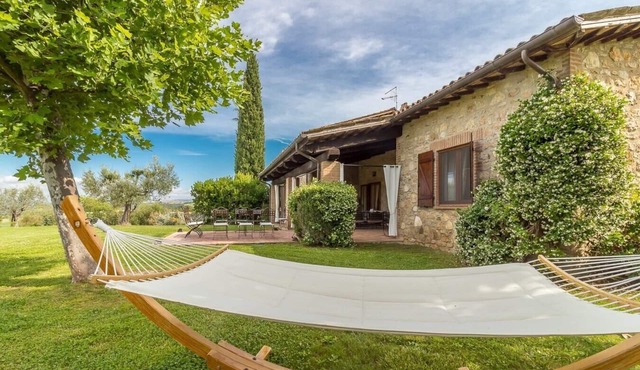 Villa Orvieto - private villa with tennis and pool in Guardea