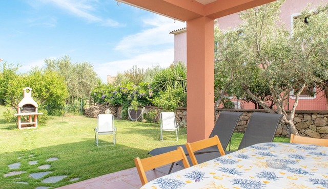 With Spacious Garden in a Quiet Location – Villetta Corbezzolo in San Teodoro