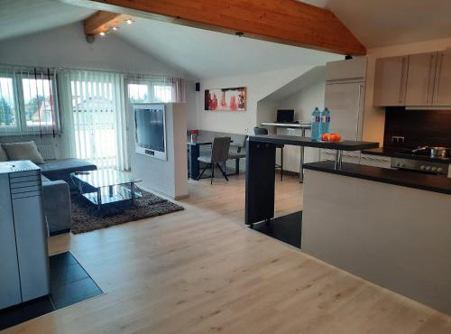 Wohlfühlwohnung nahe Red Bull Ring, Therme & Golfplatz