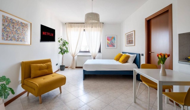 Wonderful studio apartment with Wifi in Como - ideal for couples or small families in Como