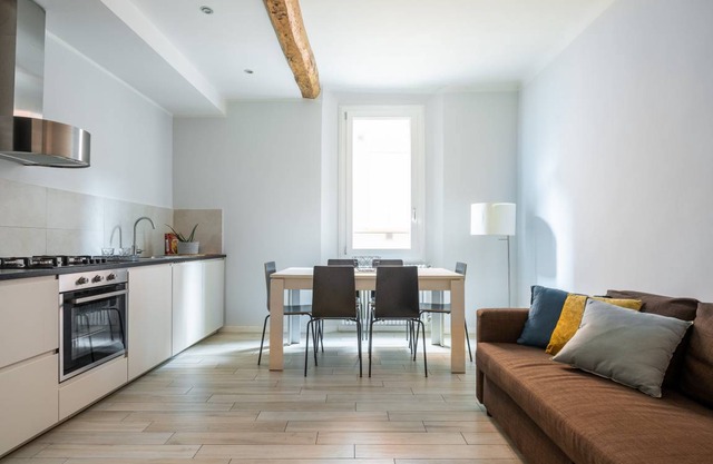 80 m² Apartment ∙ 3 bedrooms ∙ 8 guests in Centro Storico