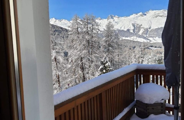 Chesa Vista Mezdi 6 mountain railways "So" and public transport incl. in Pontresina