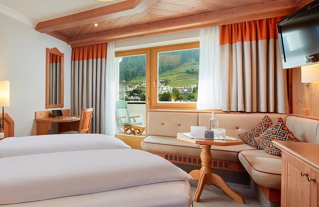 Double room "Alpenrose" | from 5 nights - The Edelweiss - Salzburg Mountain Resort