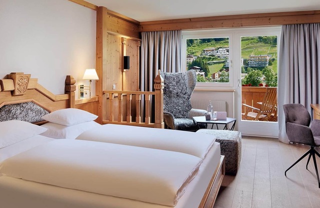 Double room "Bergenzian" | 3-4 nights - The Edelweiss - Salzburg Mountain Resort
