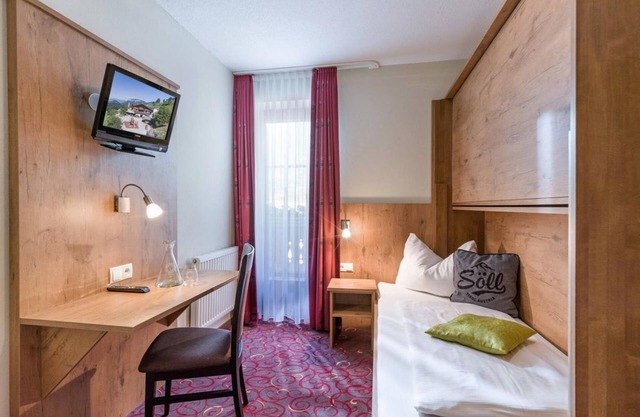 Doppelzimmer Dusche Wc Balkon Frühstück Kurz Gasthof Gruberhof 