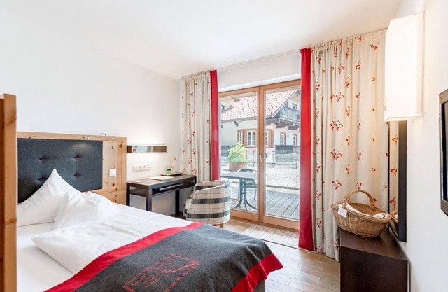 "Sunrise" Grand Lit-NEW! incl. FR up to 2 N. - Hotel Inntalerhof