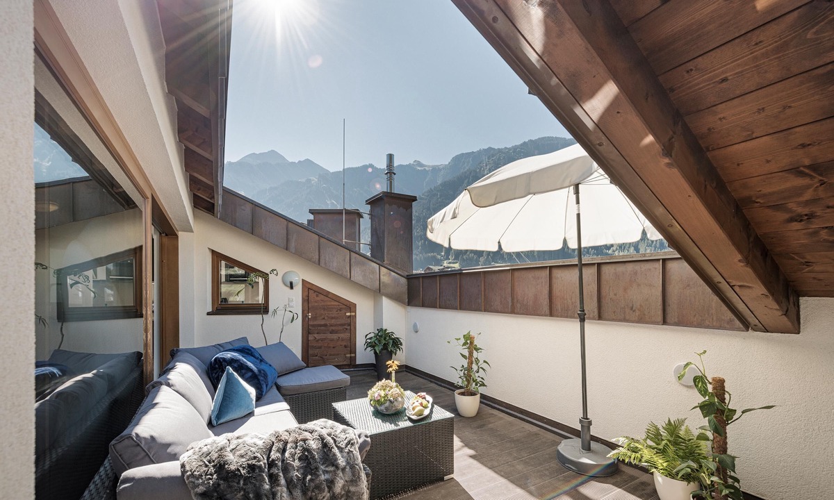 Mayrhofen Apartment | Apart Central – Premium Mountain & Garden