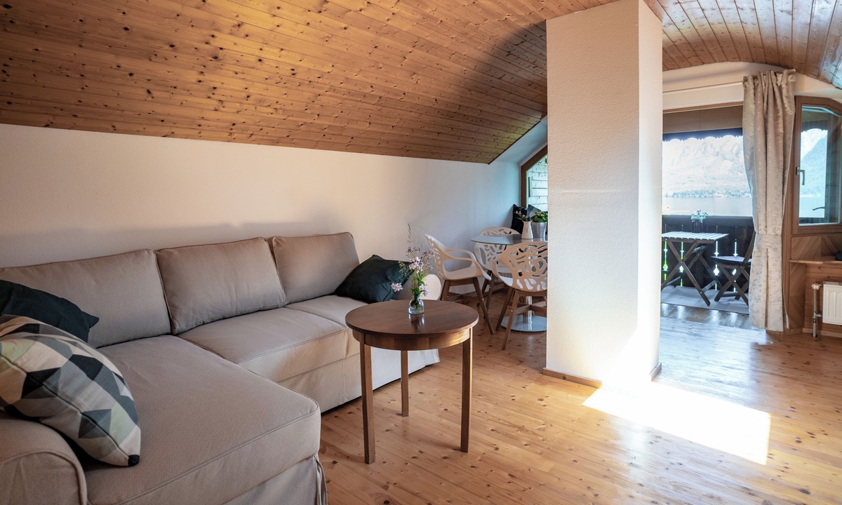 Hallstatt Apartment | Lakeview Apartments