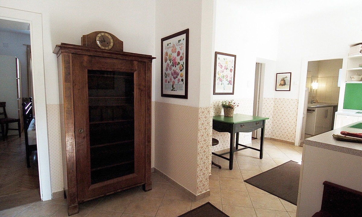 Kritzendorf Apartment | Apartment 'Bioweingut Hauerhof 99 - 3' with Private Terrace, Wi-Fi, and Air Conditioning
