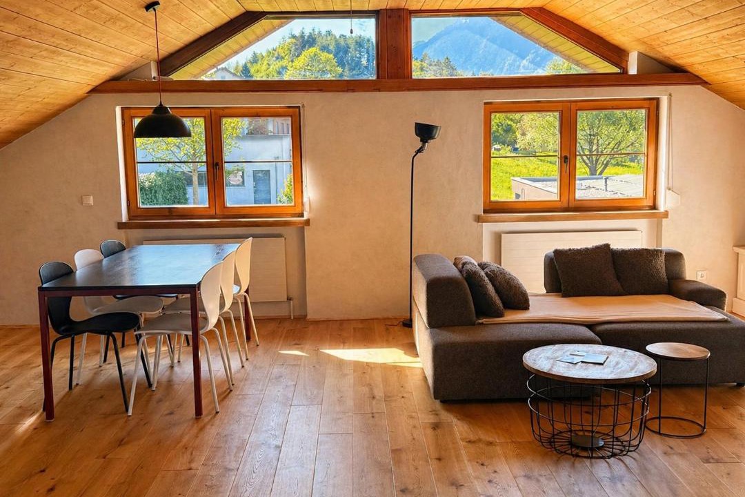 Satteins Apartment | Garage Loft