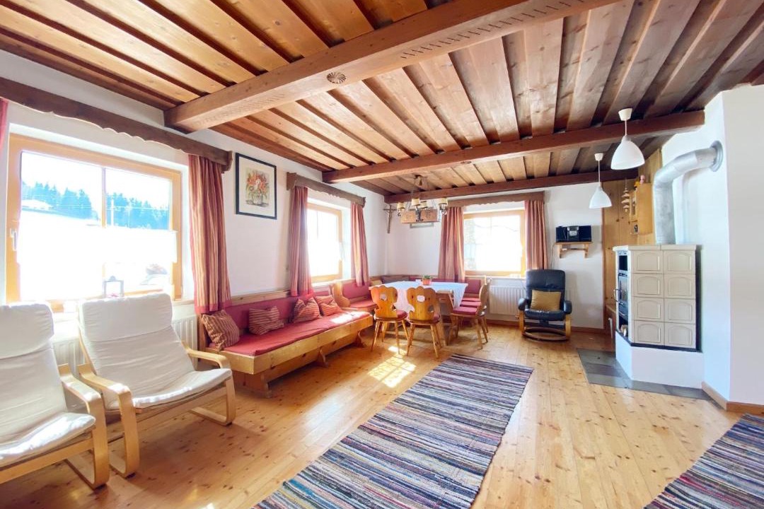 Sankt Koloman House | Holiday Home in St Koloman near Salzburg