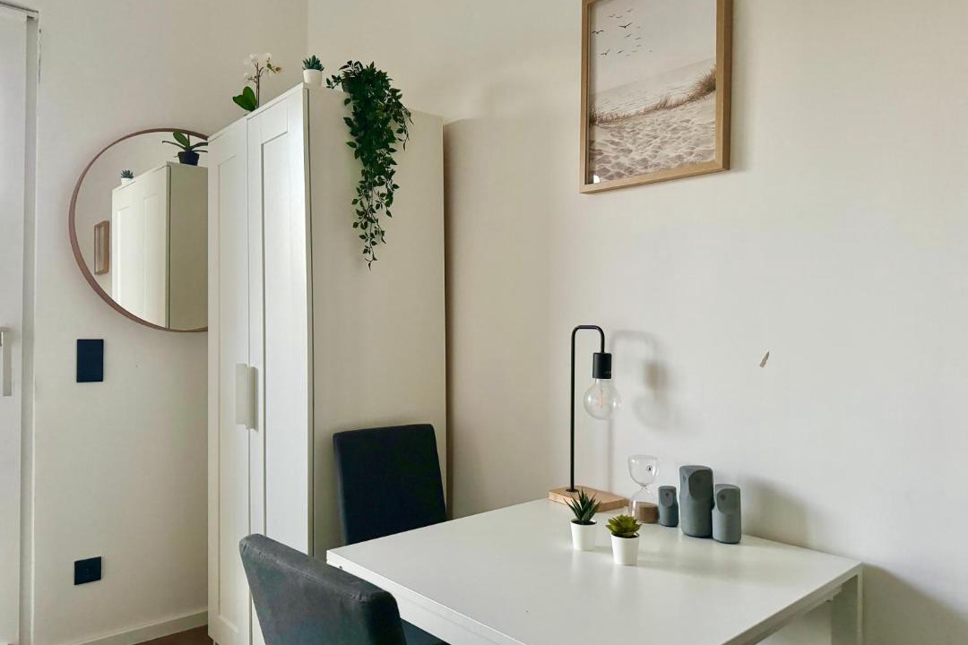 Grinzing Apartment | Design Apartment with Free Parking