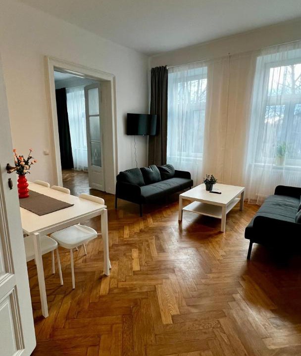 Neulerchenfeld Apartment | Central Family Residence at Stadthalle