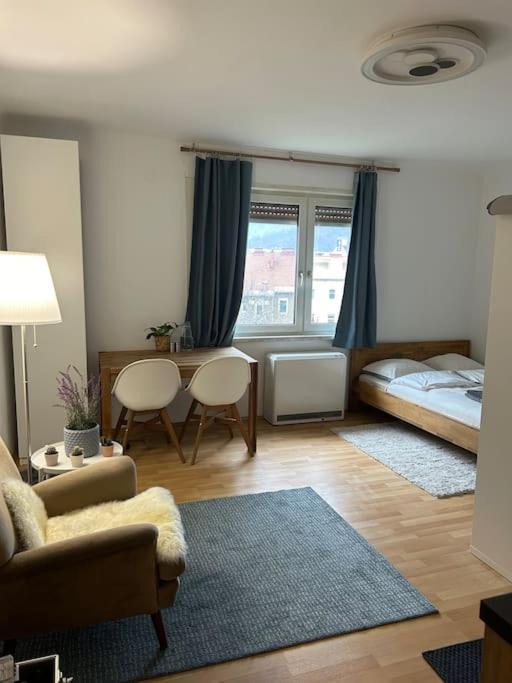 Lend Apartment | Dachgeschosswohnung mit Grünblick