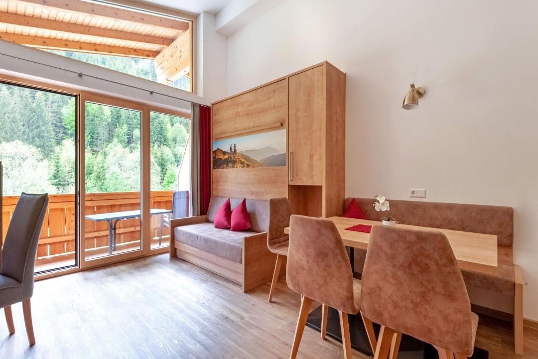 Saalbach Apartment | Ravishing Apartment in Saalbach with Sauna near Ski Slopes