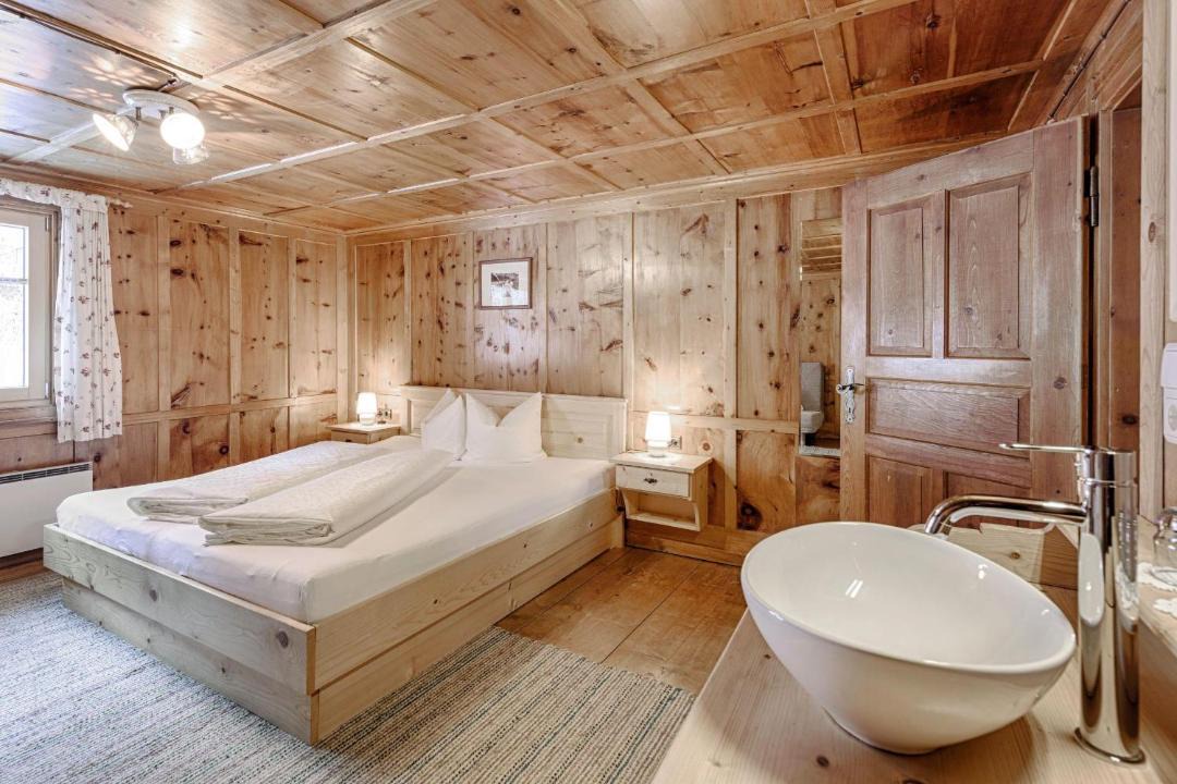Partenen House | Ferienhaus Bergfrieden