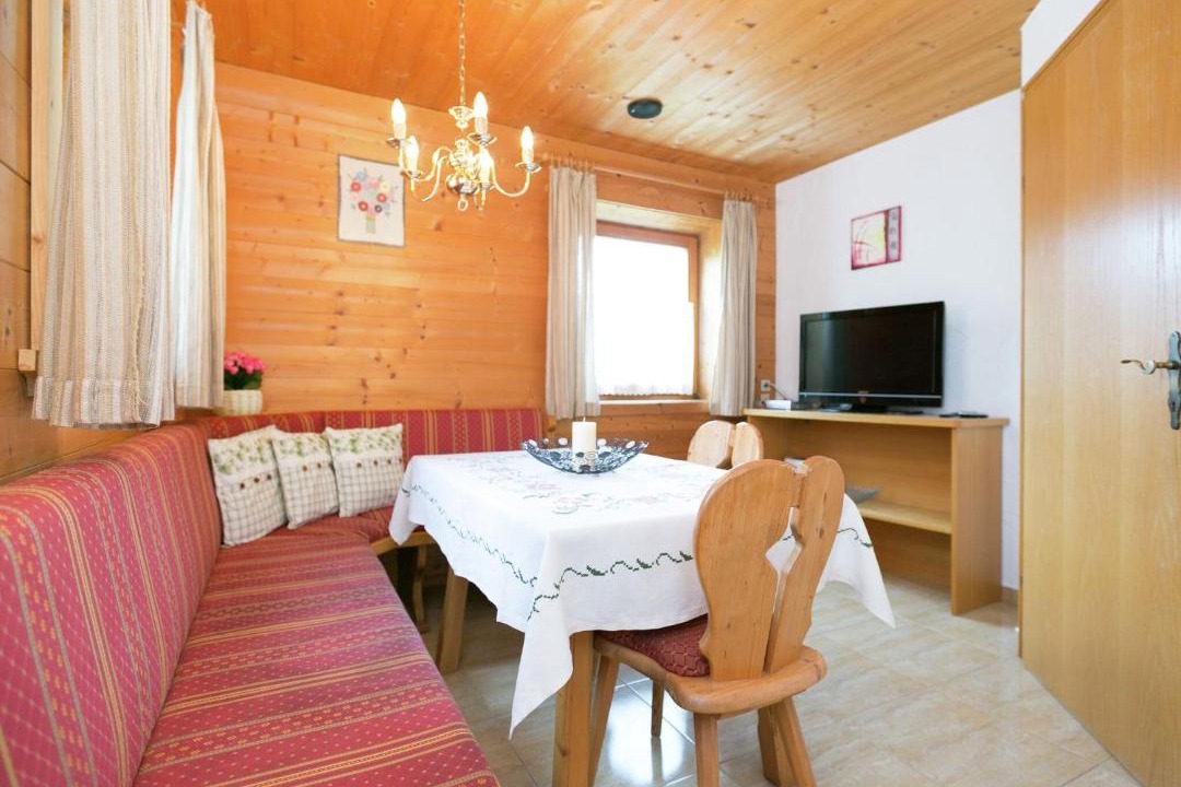 Waidring Apartment | Apartment in Waidring near PillerseeTal Ski Area