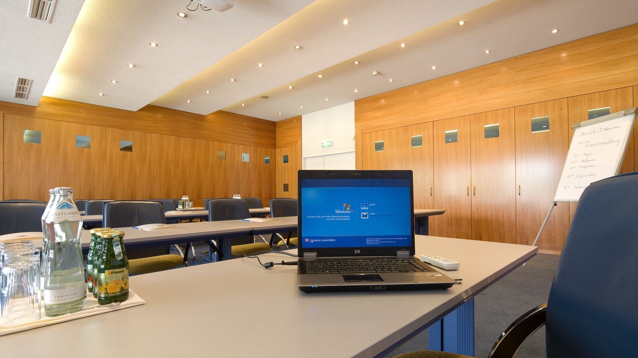 Photo of Others in Hoetting