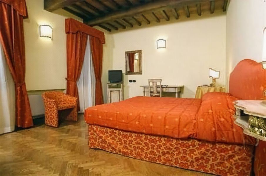 Photo of Bedroom in Olmo