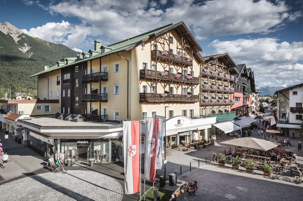 Photo of Buildings in Seefeld Pedestrian Zone