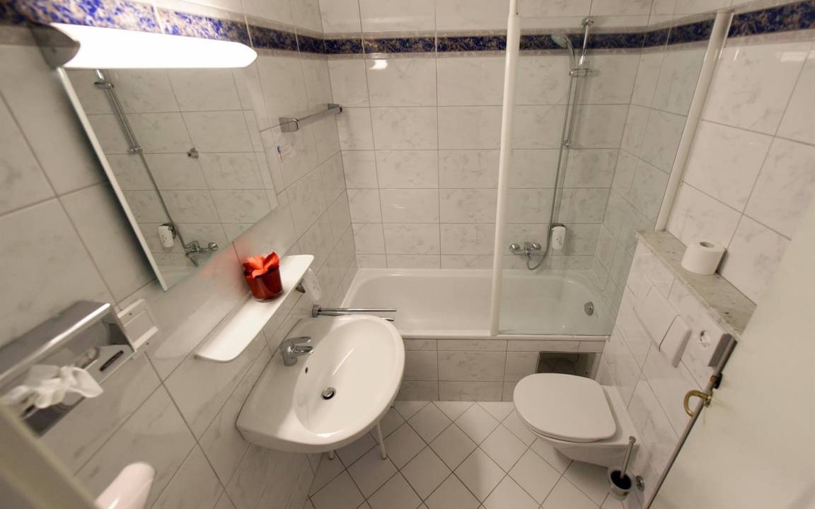 Photo of Bathroom in Loretto