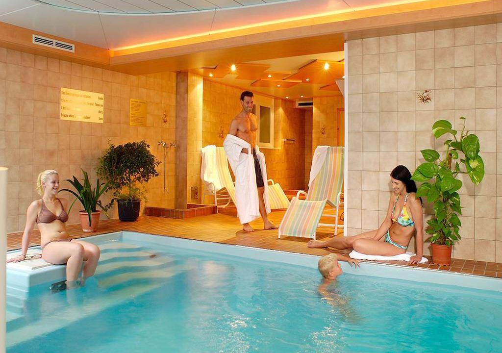 Photo of Others in Mutters