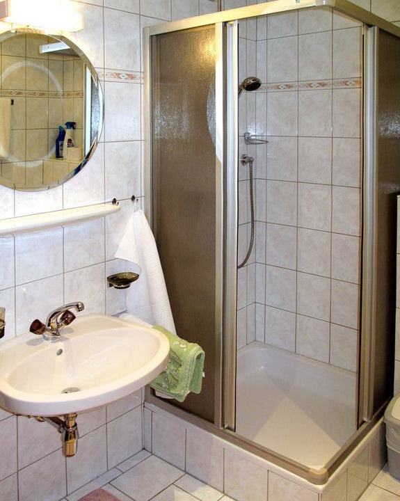 Photo of Bathroom in Flirsch