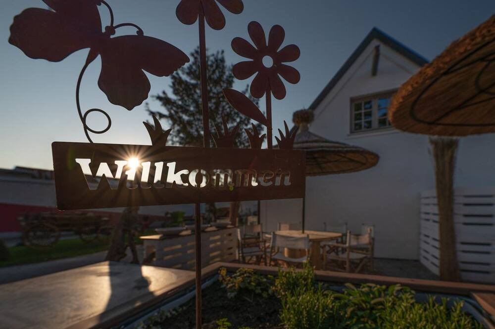 Photo of Others in Schutzen am Gebirge