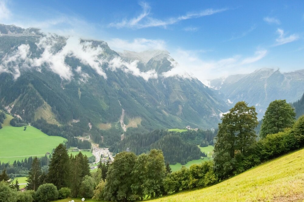 Photo of Others in Schonbach