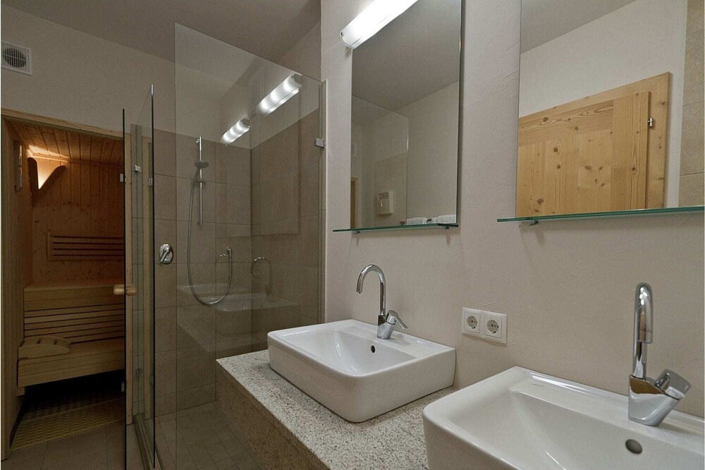 Photo of Bathroom in Schonbach