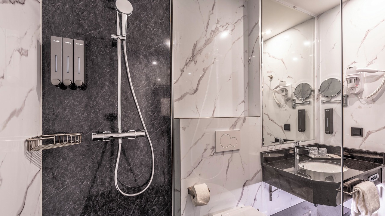 Photo of Bathroom in Elisabeth-Vorstadt