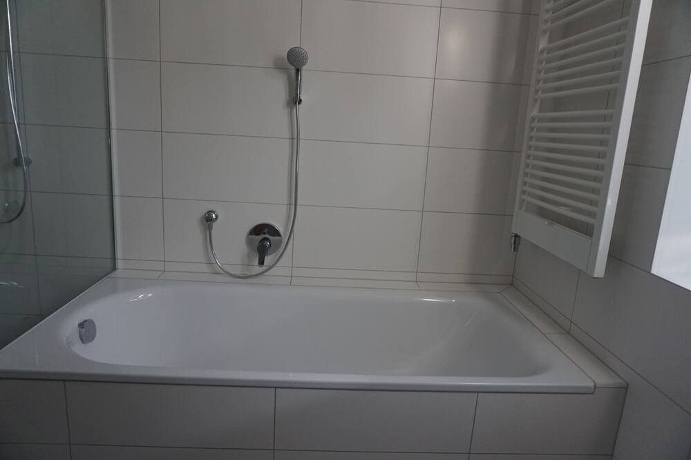 Photo of Bathroom in Hard