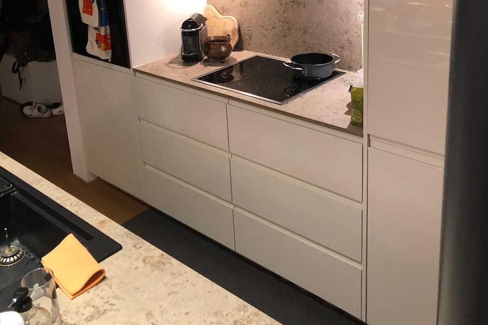 Photo of Kitchen in Hard