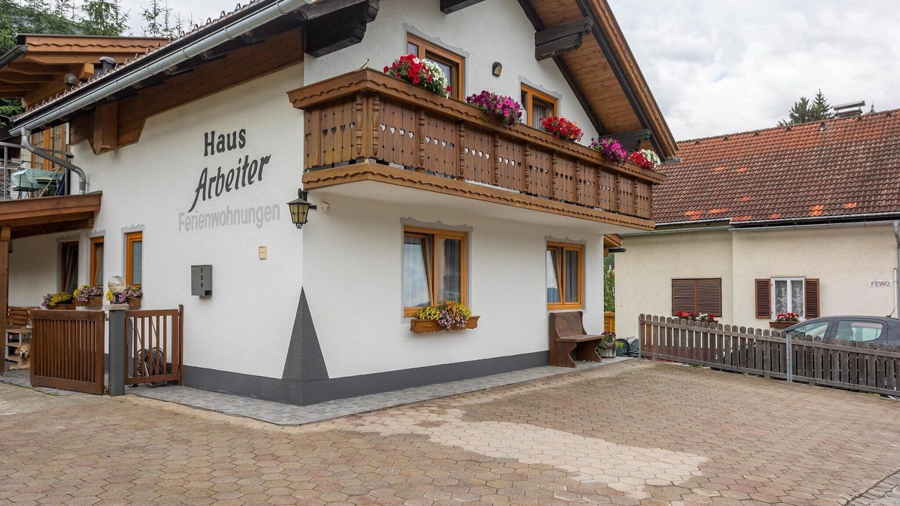 Photo of Outdoor in Tropolach