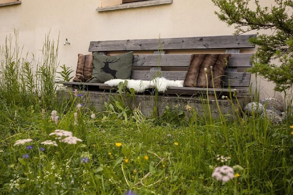 Photo of Outdoor in La Punt-Chamues-ch