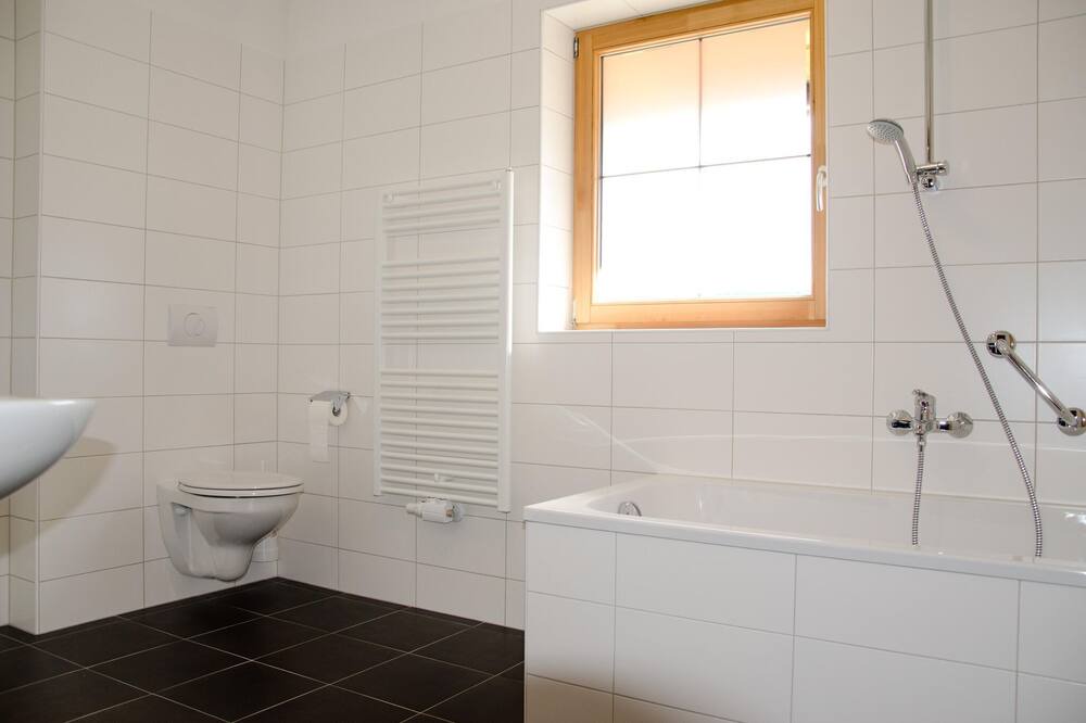 Photo of Bathroom in Obertraun