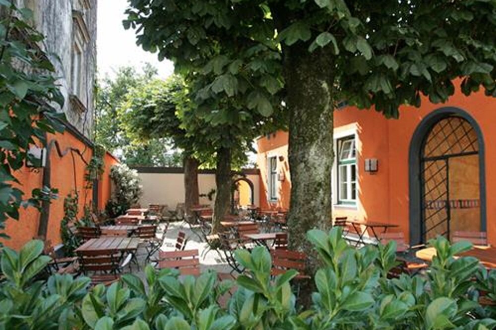Photo of Others in Itzling