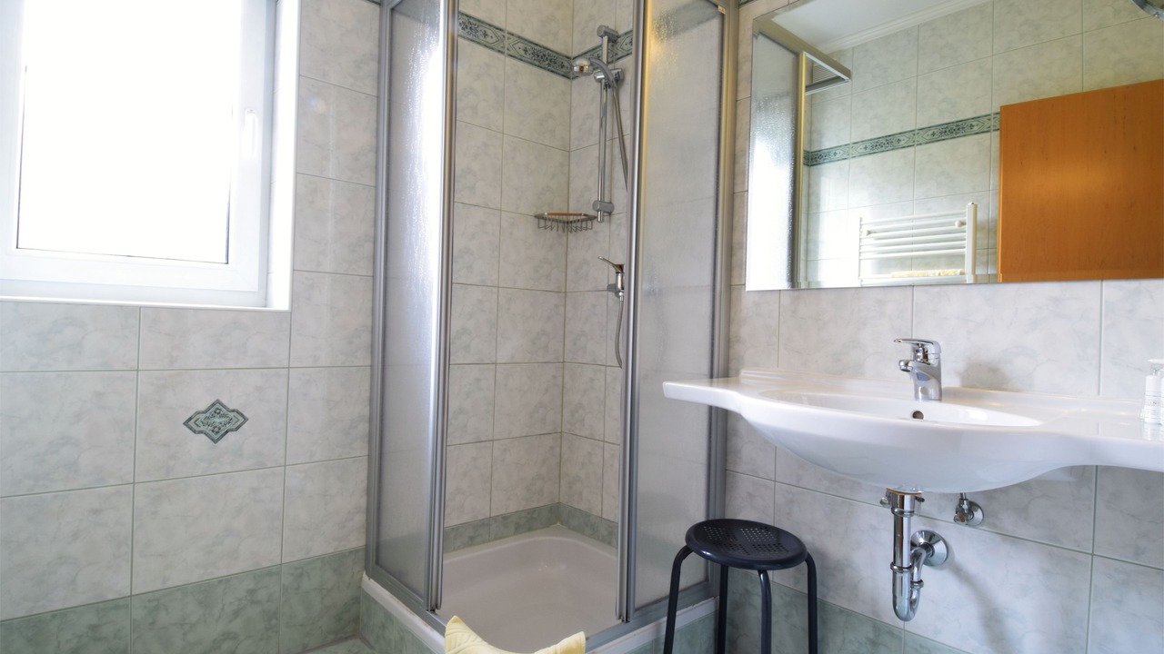 Photo of Bathroom in Marz