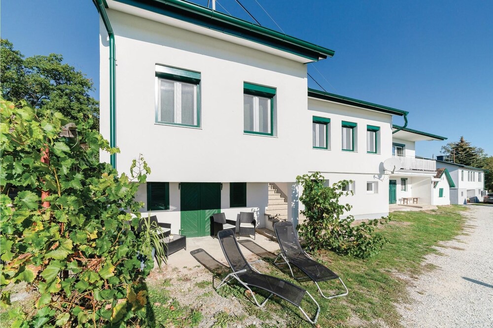 Photo of Outdoor in Deutsch Schuetzen-Eisenberg