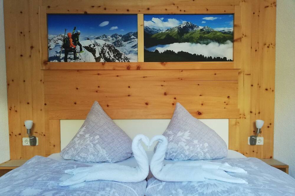 Photo of Bedroom in Pfunds