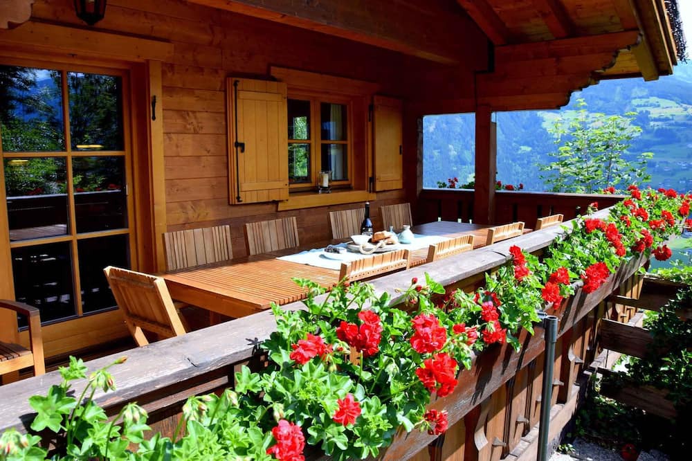 Photo of Patio Balcony in Emberg