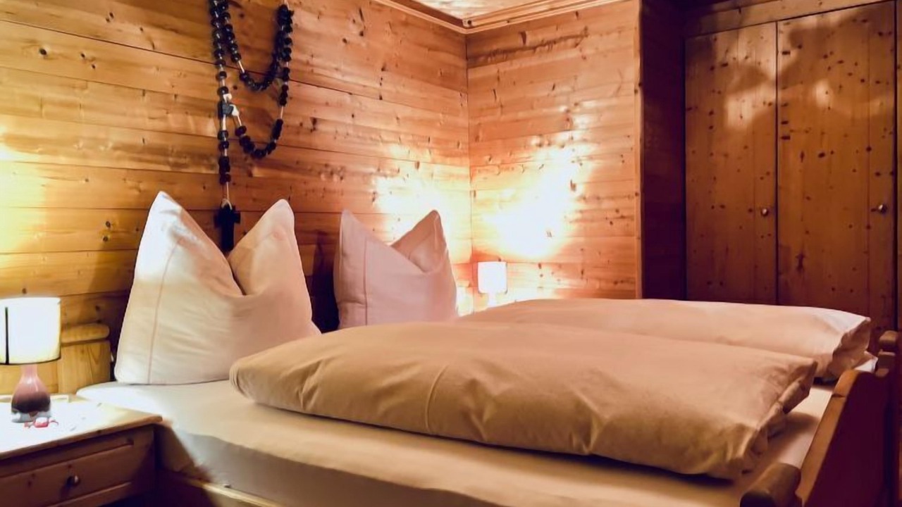 Photo of Bedroom in Emberg