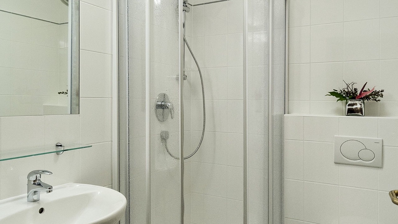 Photo of Bathroom in Hietzing