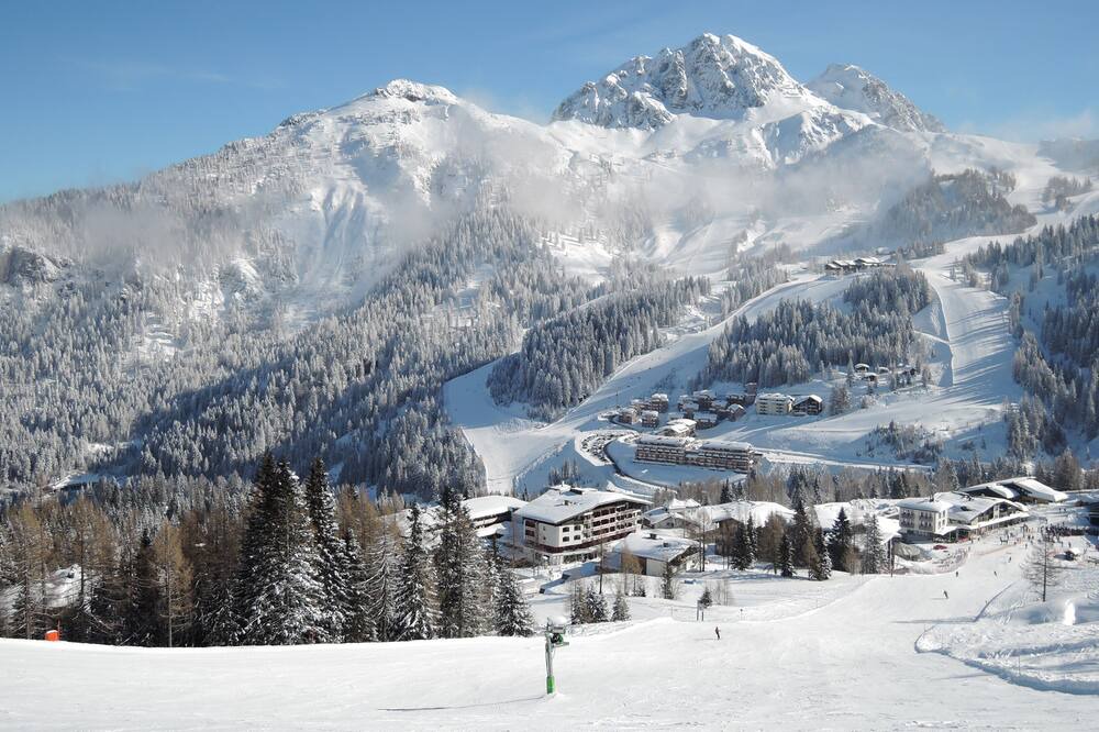 Photo of Others in Tropolach