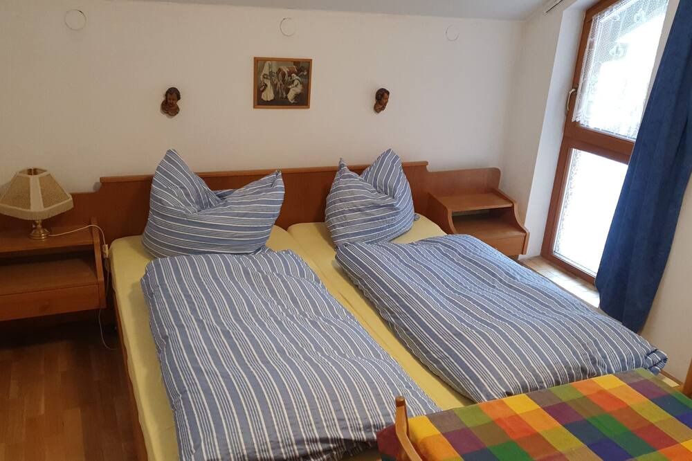 Photo of Bedroom in Tropolach