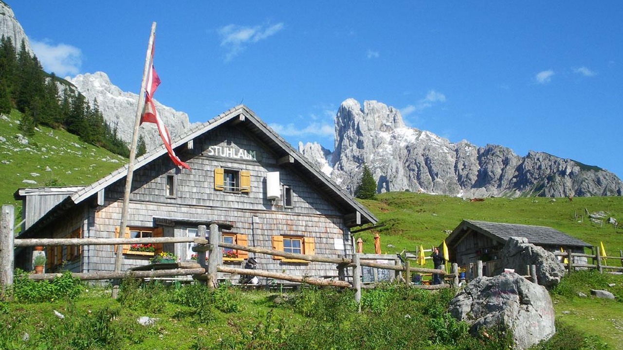 Photo of Buildings in Annaberg im Lammertal
