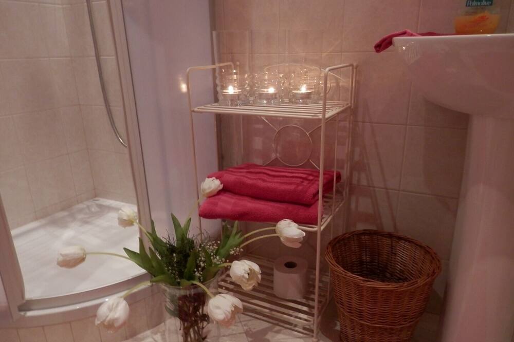 Photo of Bathroom in Strobl