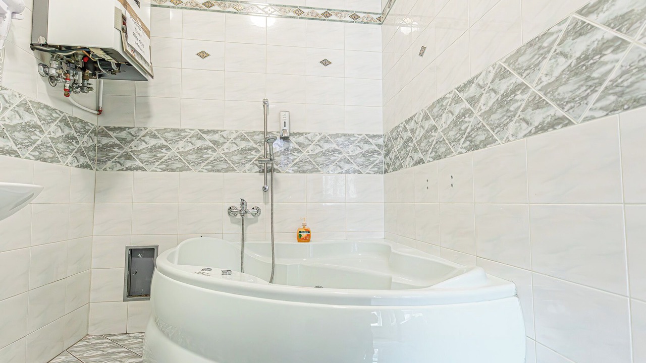 Photo of Bathroom in Wahring