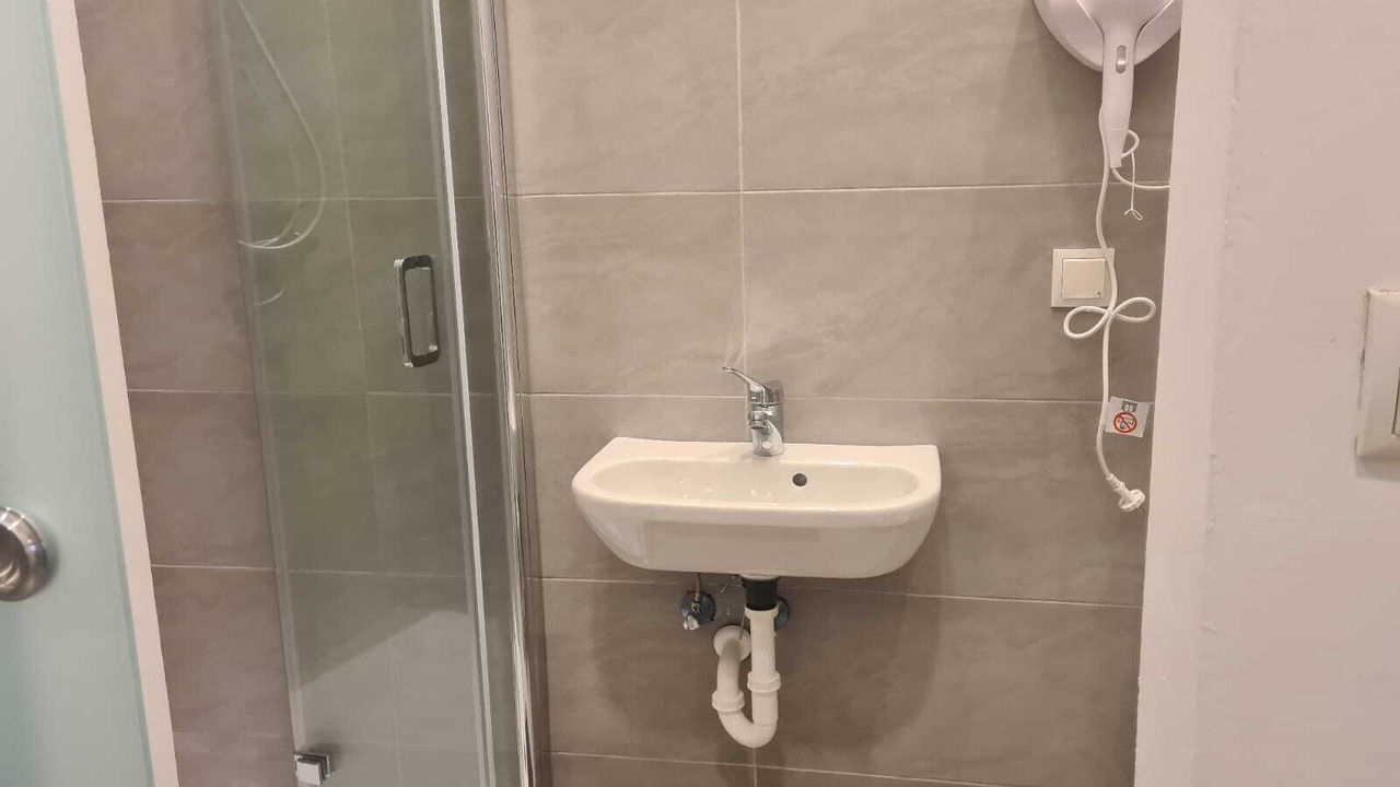 Photo of Bathroom in Neulerchenfeld