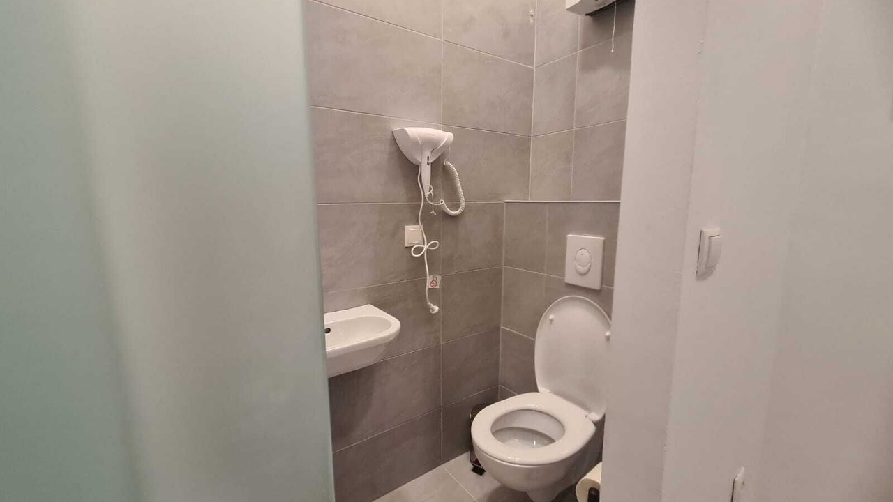 Photo of Bathroom in Neulerchenfeld
